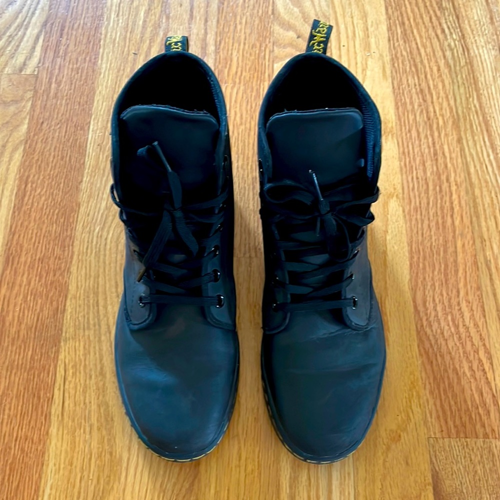 DR.MARTEN SHERIDAN WOMEN'S MATTE CASUAL BOOTS SZ 8